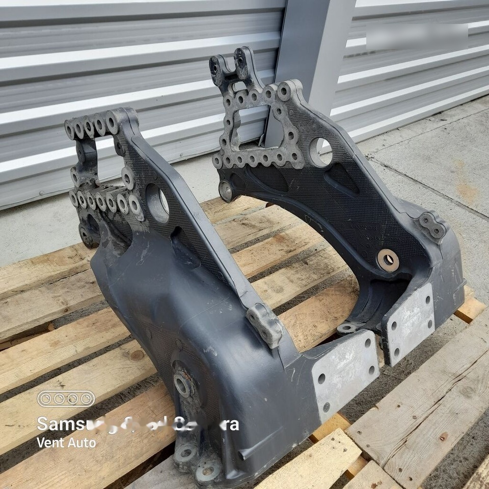 Mocowanie resora/ wspornik LEFT Mercedes-Benz ACTROS MP4 A9603223901 Mercedes-Benz A9603223901 - Førerhusaffjedring for Lastbil: billede 5 Mocowanie resora/ wspornik LEFT Mercedes-Benz ACTROS MP4 A9603223901 Mercedes-Benz A9603223901 - Førerhusaffjedring for Lastbil: billede 5