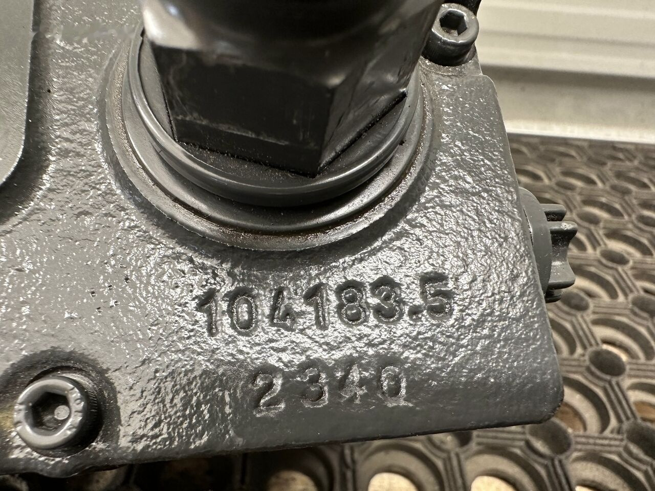 POMPKA PODNOSZENIA KABINY A9605530001 ACTROS MP4 Mercedes-Benz ACTROS MP4 A9605530001 truck - Hydraulikpumpe for Lastbil: billede 4 POMPKA PODNOSZENIA KABINY A9605530001 ACTROS MP4 Mercedes-Benz ACTROS MP4 A9605530001 truck - Hydraulikpumpe for Lastbil: billede 4