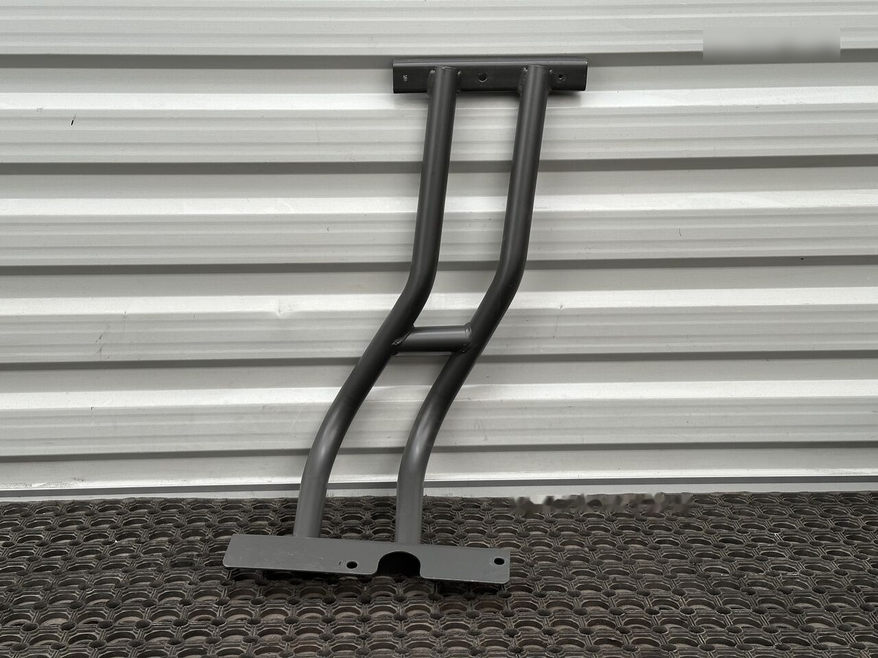 WSPORNIK STOPNIA / STEP SUPPORT IVECO EUROCARGO - Førerhus og interiør for Lastbil: billede 2 WSPORNIK STOPNIA / STEP SUPPORT IVECO EUROCARGO - Førerhus og interiør for Lastbil: billede 2