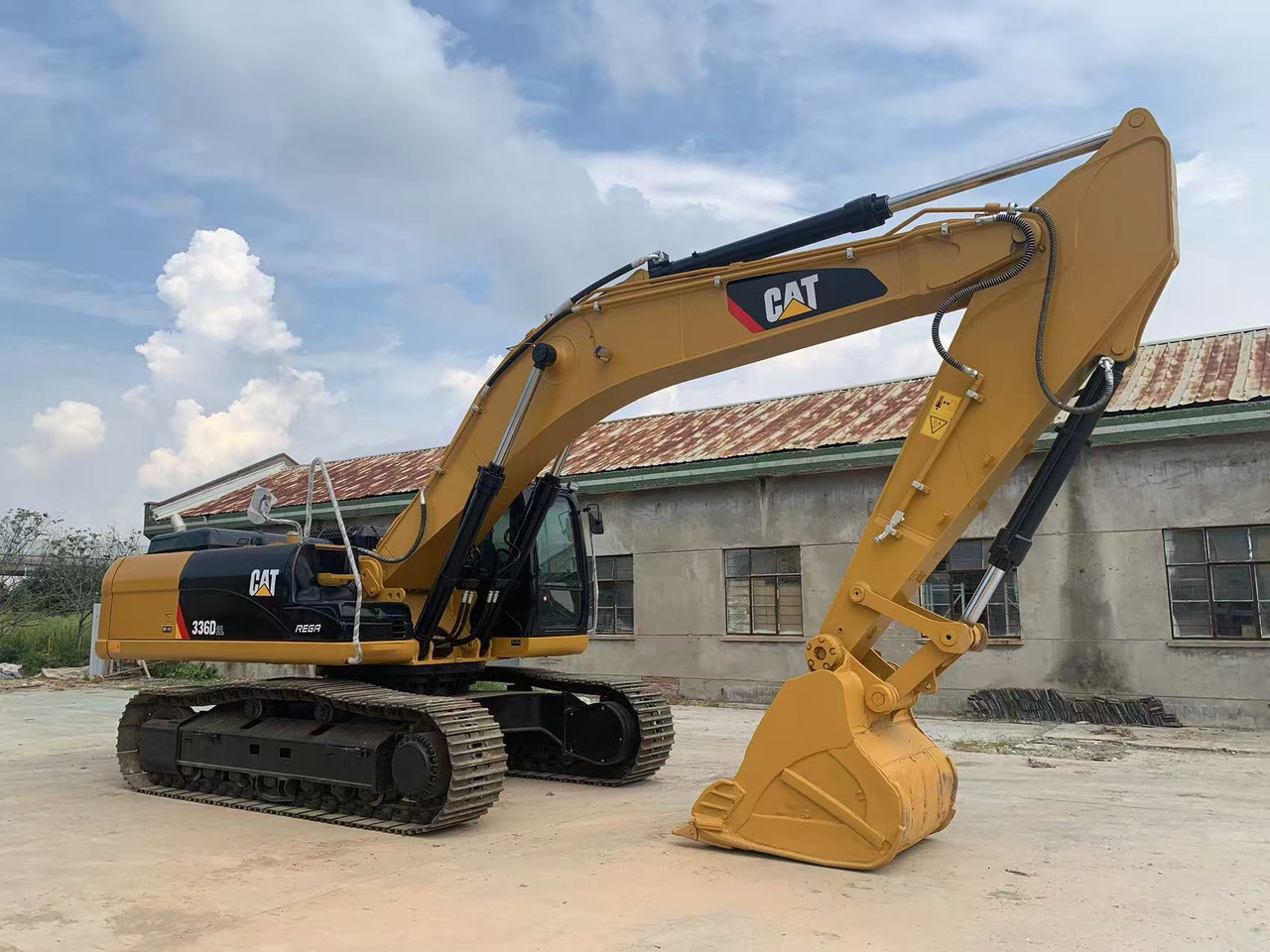 Caterpillar Heavy Excavator 36 ton Mining Machine CAT 336D, 336D2 - Bæltegravemaskine: billede 1 Caterpillar Heavy Excavator 36 ton Mining Machine CAT 336D, 336D2 - Bæltegravemaskine: billede 1