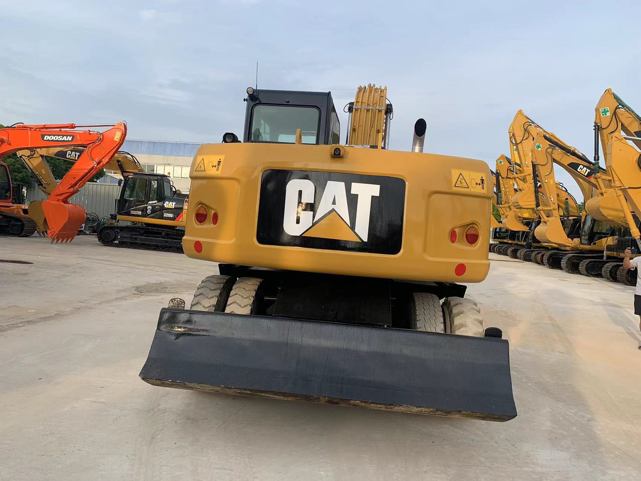 Caterpillar M315D Wheel Excavator Moving by Tires - Hjulgravemaskine: billede 4 Caterpillar M315D Wheel Excavator Moving by Tires - Hjulgravemaskine: billede 4