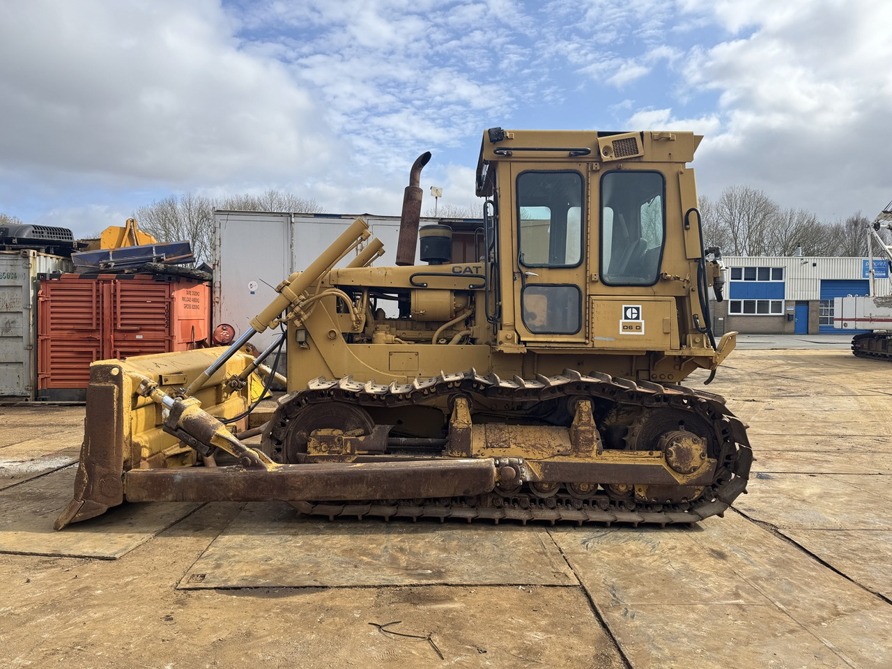 Caterpillar Used Bulldozer CAT D6D Good Price Tracked Tractor - Bulldozer: billede 1 Caterpillar Used Bulldozer CAT D6D Good Price Tracked Tractor - Bulldozer: billede 1