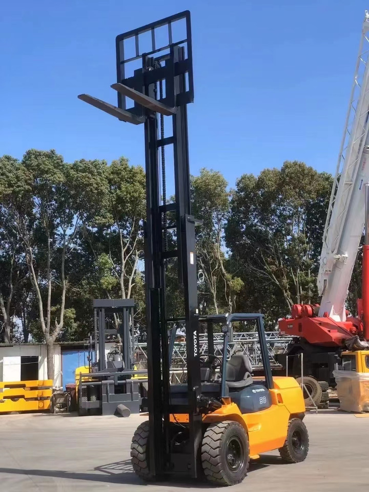 Toyota 5 ton Forklift Good Price FD50 with Side Shifter - Diesel gaffeltruck: billede 2 Toyota 5 ton Forklift Good Price FD50 with Side Shifter - Diesel gaffeltruck: billede 2