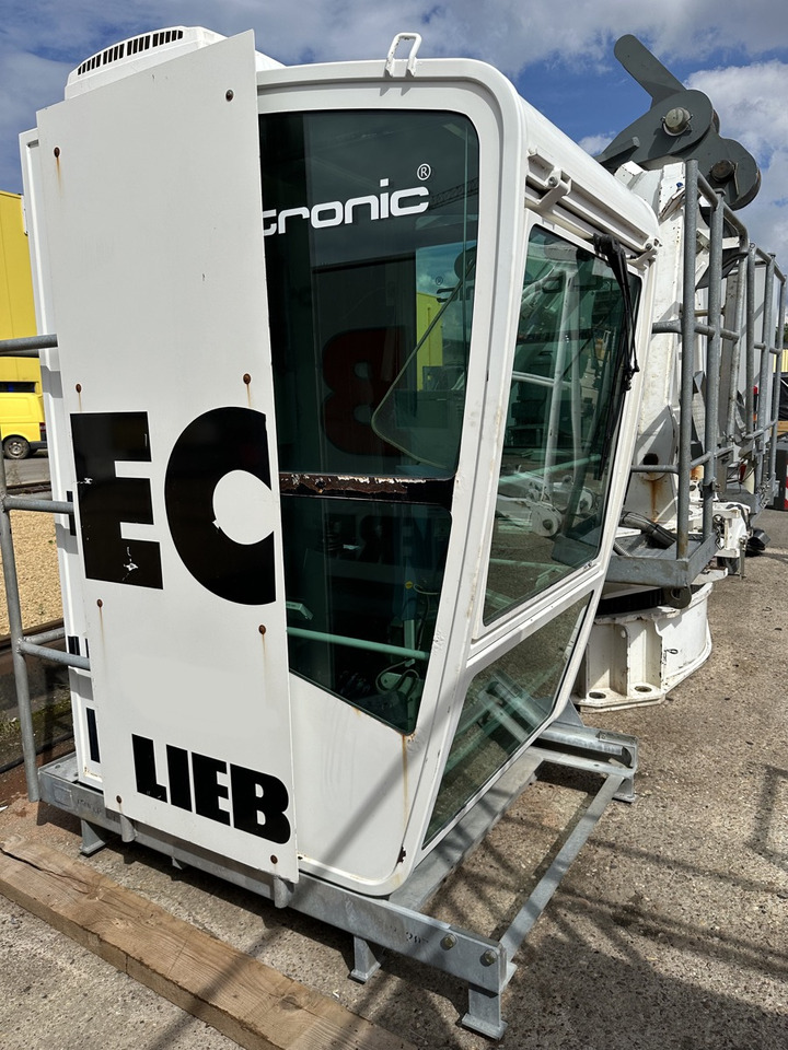 LIEBHERR 150 EC-B 8 Litronic - Tårnkran: billede 1 LIEBHERR 150 EC-B 8 Litronic - Tårnkran: billede 1