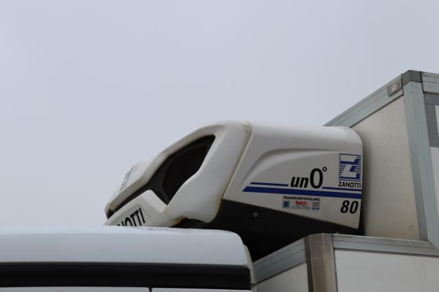 Mercedes-Benz Antos 1832 L - Kølevogn lastbil: billede 5 Mercedes-Benz Antos 1832 L - Kølevogn lastbil: billede 5