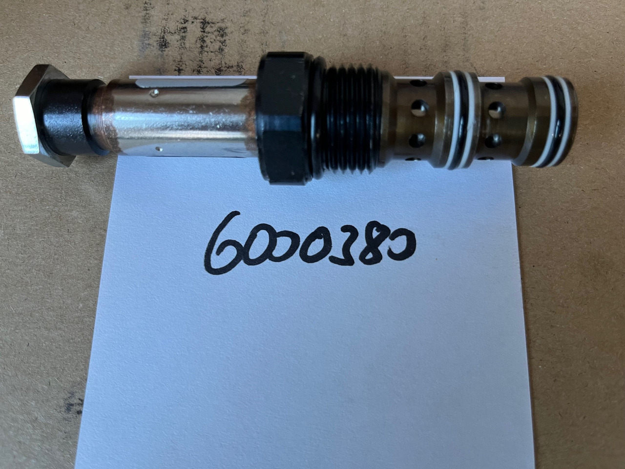 O&K Terex Valve 6000380 1455218 533-7208 - Reservedel for Gravemaskine: billede 1 O&K Terex Valve 6000380 1455218 533-7208 - Reservedel for Gravemaskine: billede 1