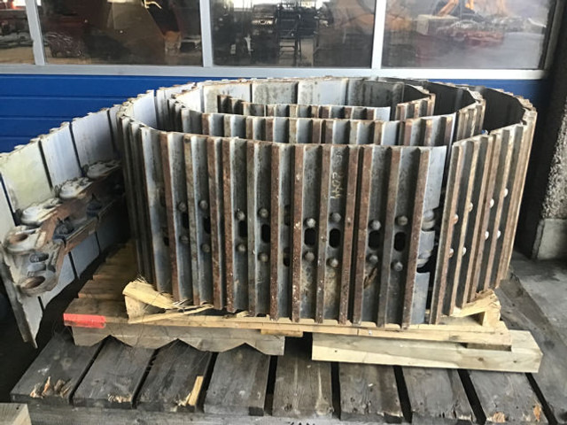 Liebherr R916 WLC / R924 NLC - Larvebånd: billede 1 Liebherr R916 WLC / R924 NLC - Larvebånd: billede 1