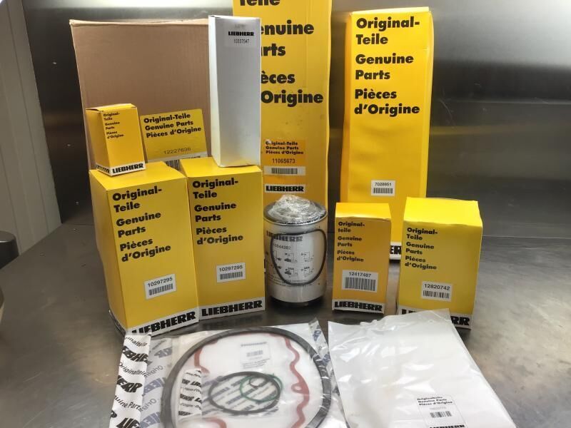 Liebherr Service Kit 1000 hours R906/R916/R926 - Brændstoffilter: billede 1 Liebherr Service Kit 1000 hours R906/R916/R926 - Brændstoffilter: billede 1