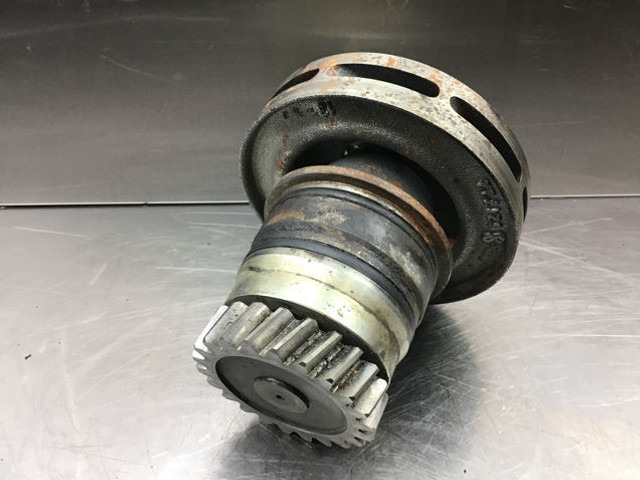 Liebherr Waterpump - Kølevæskepumpe: billede 4 Liebherr Waterpump - Kølevæskepumpe: billede 4