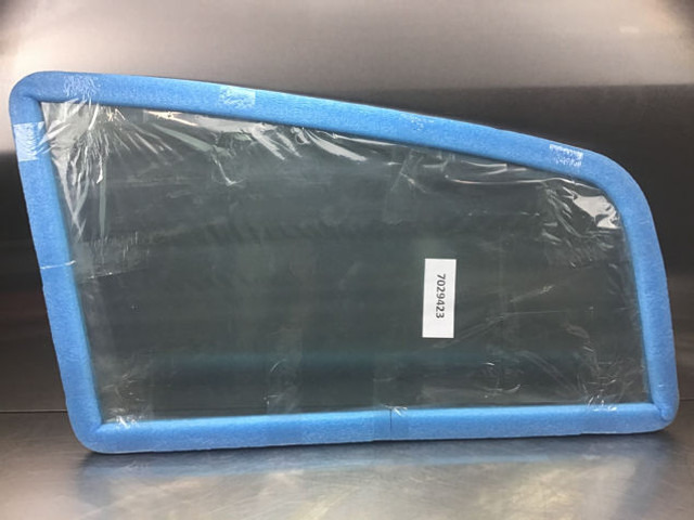 Liebherr Window Glass - Vindue og reservedele: billede 2 Liebherr Window Glass - Vindue og reservedele: billede 2