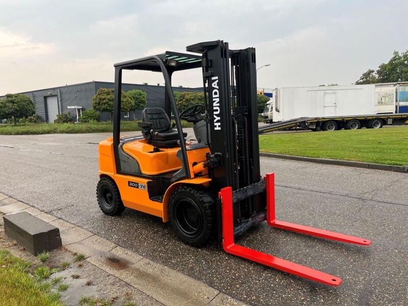 Hyundai 30D-7E - Diesel gaffeltruck: billede 3 Hyundai 30D-7E - Diesel gaffeltruck: billede 3