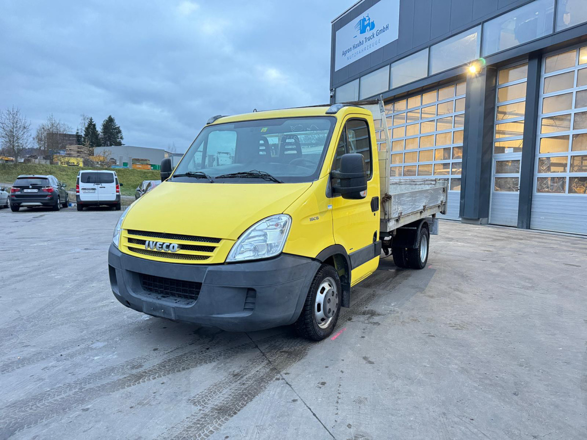 IVECO Daily 35C15 4x2 - Ladbil med tip: billede 2 IVECO Daily 35C15 4x2 - Ladbil med tip: billede 2