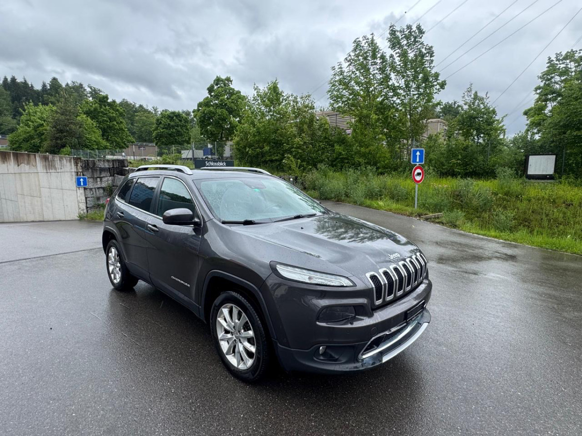 JEEP Cherokee 2.2 TD - Hatchback: billede 2 JEEP Cherokee 2.2 TD - Hatchback: billede 2