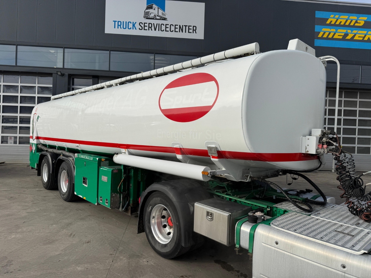 SCHWARZMÜLLER Tank 32'770L 3 Kammern - Tanksættevogn: billede 2 SCHWARZMÜLLER Tank 32'770L 3 Kammern - Tanksættevogn: billede 2