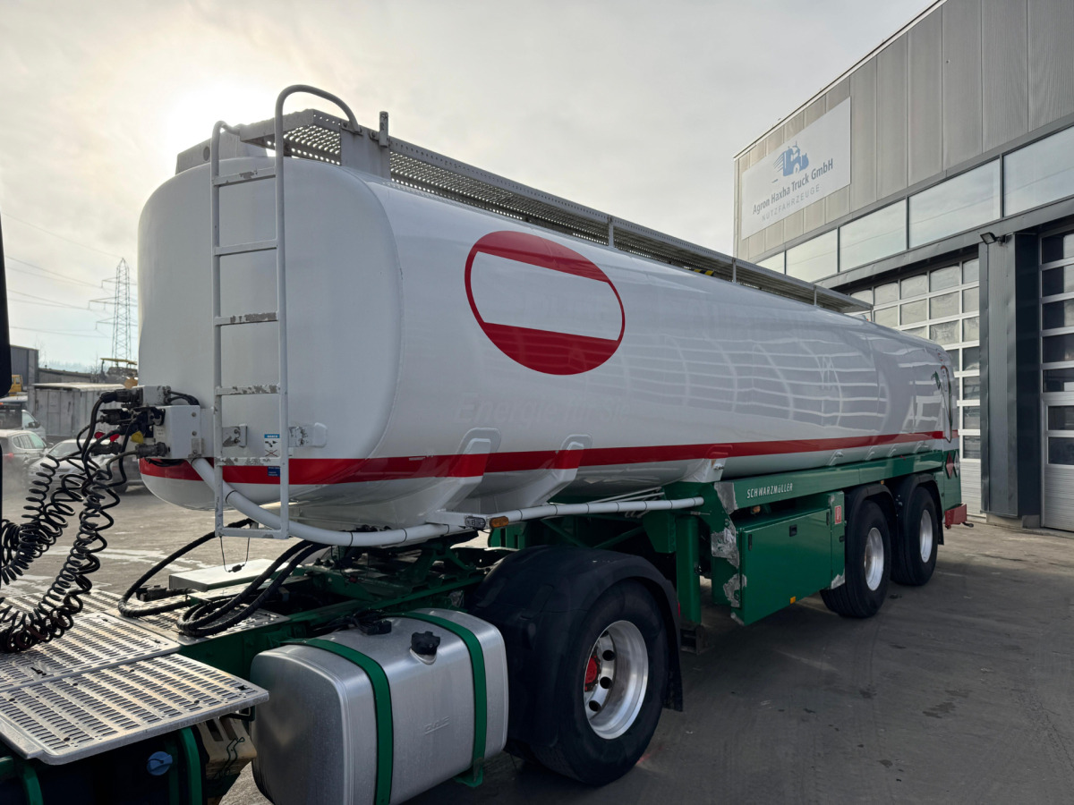 SCHWARZMÜLLER Tank 32'770L 3 Kammern - Tanksættevogn: billede 1 SCHWARZMÜLLER Tank 32'770L 3 Kammern - Tanksættevogn: billede 1