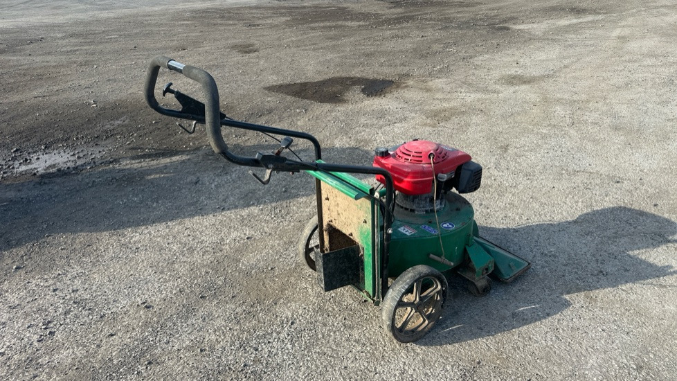 BILLY GOAT SV50H STREET VACUUM CLEANER - Bygningsudstyr: billede 2 BILLY GOAT SV50H STREET VACUUM CLEANER - Bygningsudstyr: billede 2