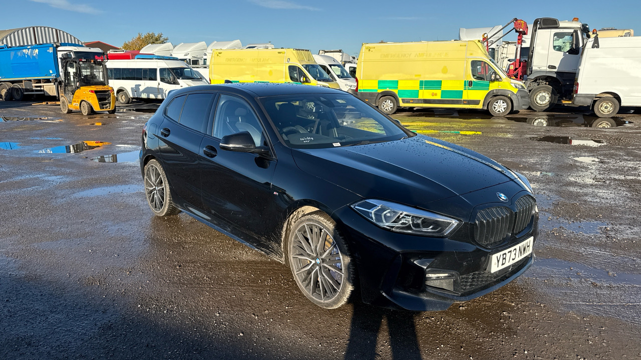 BMW 1 Series 118i M Sport - Hatchback: billede 1 BMW 1 Series 118i M Sport - Hatchback: billede 1