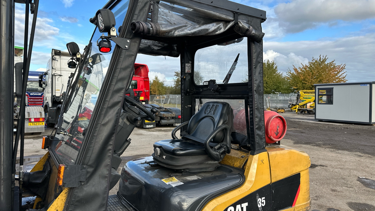 CAT GP35 - Gas gaffeltruck: billede 5 CAT GP35 - Gas gaffeltruck: billede 5