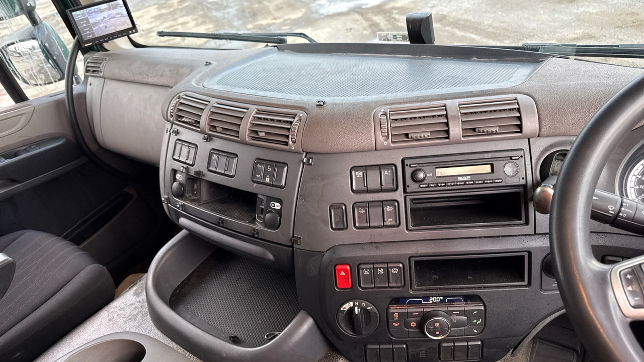 Lastbil med lad DAF CF 230: billede 7