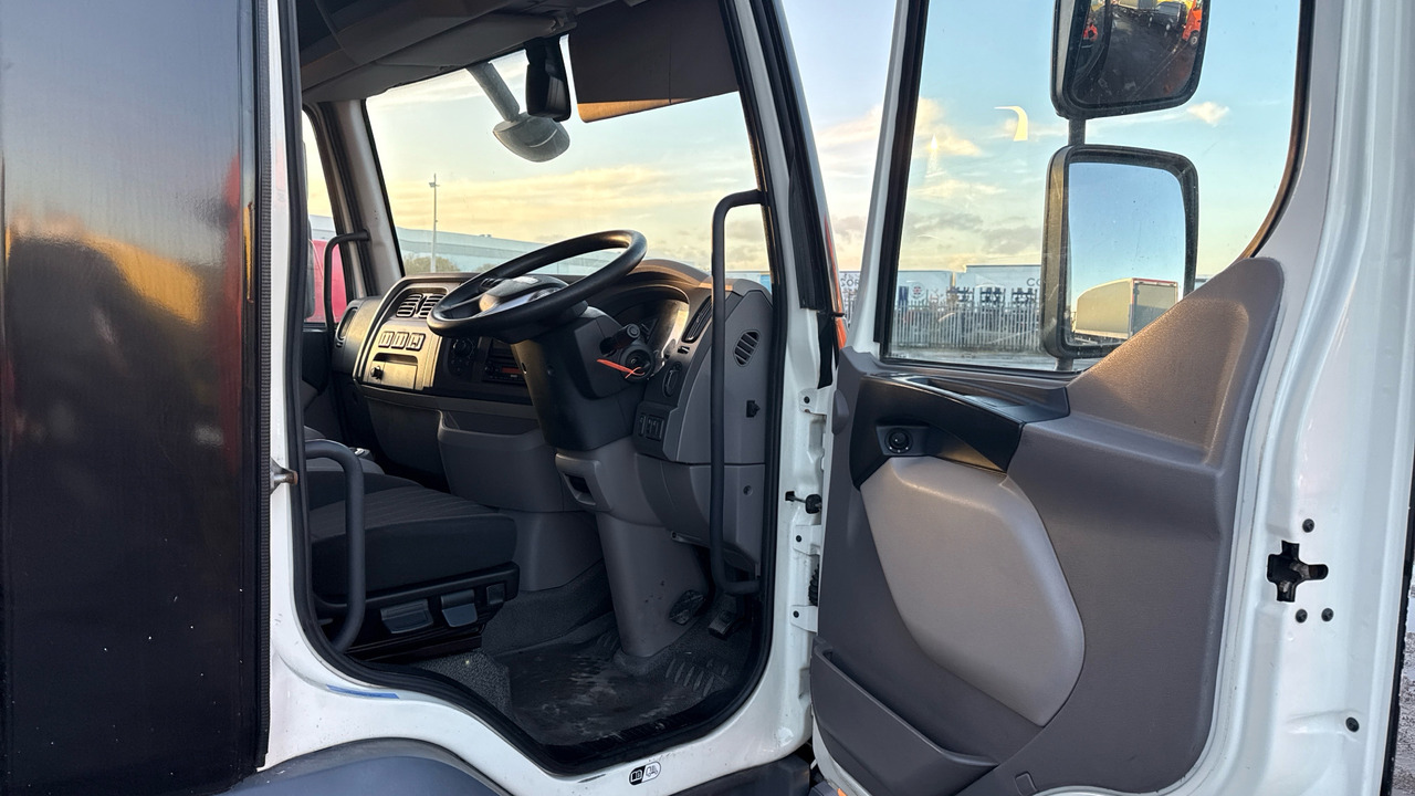 DAF LF 180 - Lastbil med presenning: billede 5 DAF LF 180 - Lastbil med presenning: billede 5