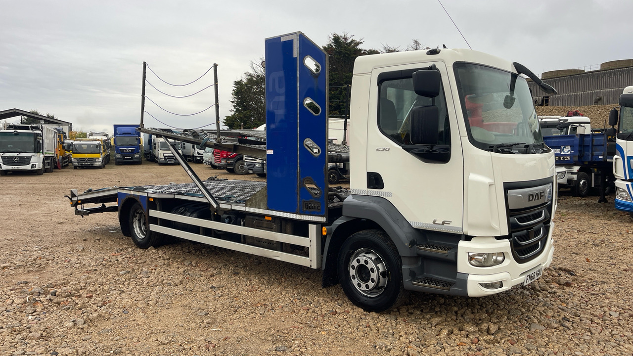 DAF LF 230 - Biltransportør lastbil: billede 1 DAF LF 230 - Biltransportør lastbil: billede 1