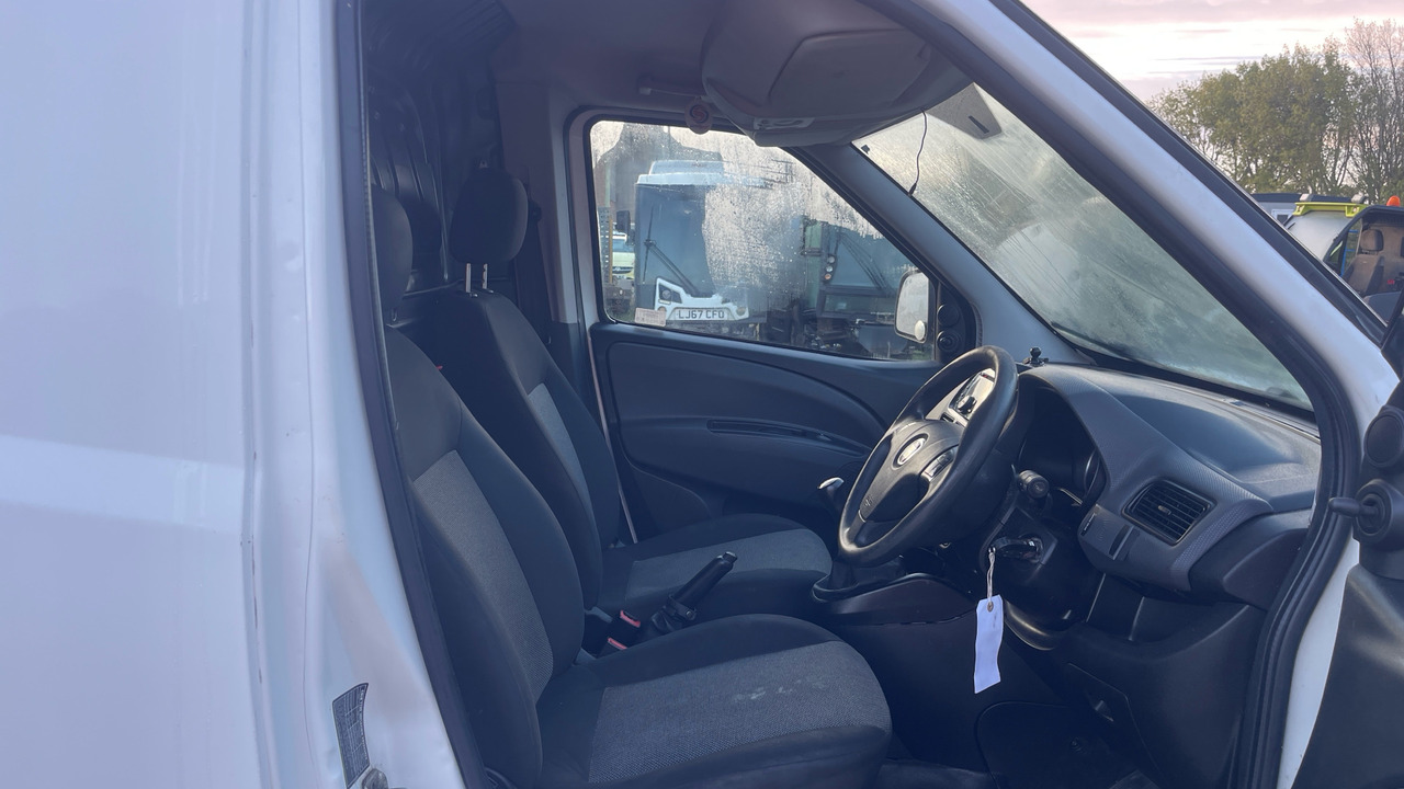 Fiat Doblo CARGO 1.3 MULTIJET 95PS - Små varebil: billede 5 Fiat Doblo CARGO 1.3 MULTIJET 95PS - Små varebil: billede 5