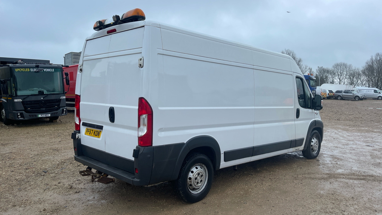 Fiat Ducato 2.3 MULTI JET 130PS - Varevogn: billede 4 Fiat Ducato 2.3 MULTI JET 130PS - Varevogn: billede 4