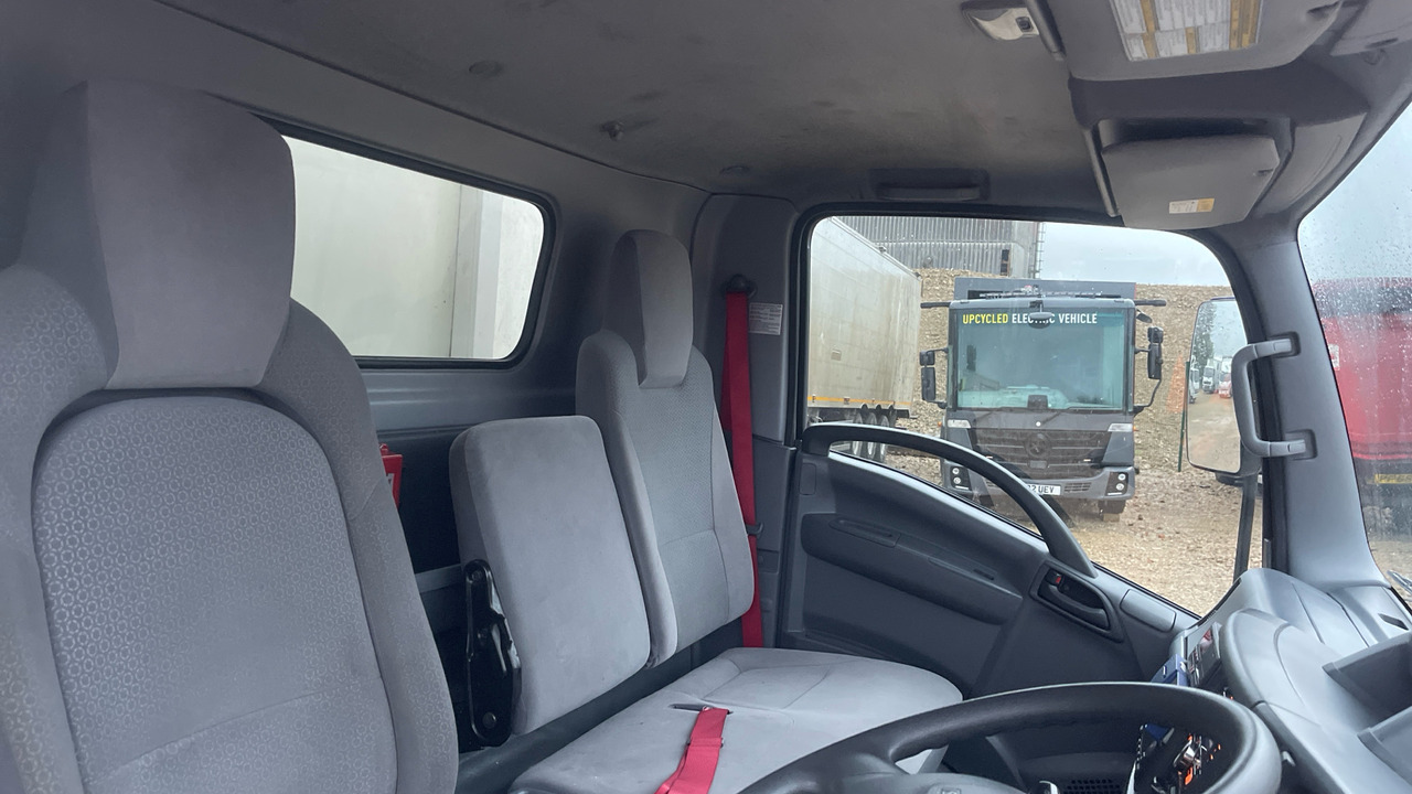 Kølevogn lastbil ISUZU N75 150: billede 8