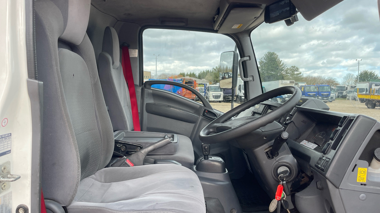 ISUZU N75 150 - Lastbil med presenning: billede 5 ISUZU N75 150 - Lastbil med presenning: billede 5