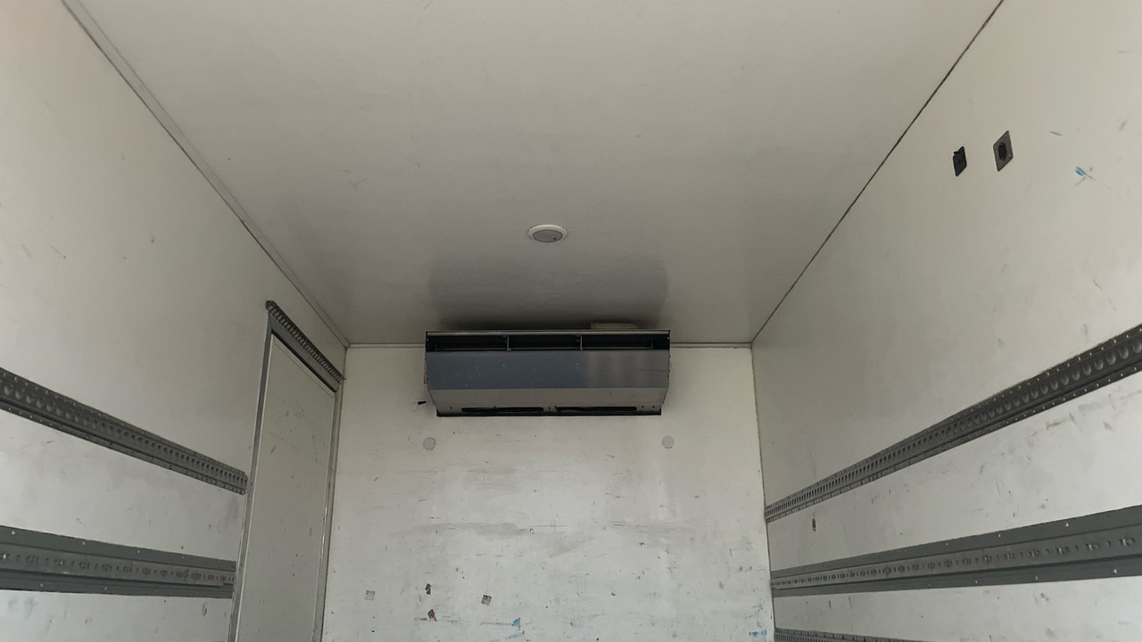 Kølevogn lastbil ISUZU N75 150: billede 20