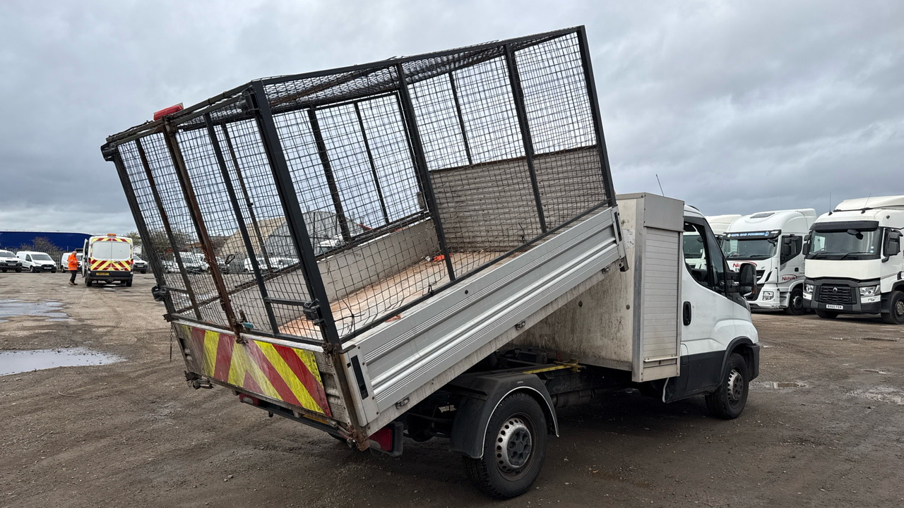 IVECO DAILY 35-120 2.3 4100 WB - Ladbil med tip: billede 4 IVECO DAILY 35-120 2.3 4100 WB - Ladbil med tip: billede 4