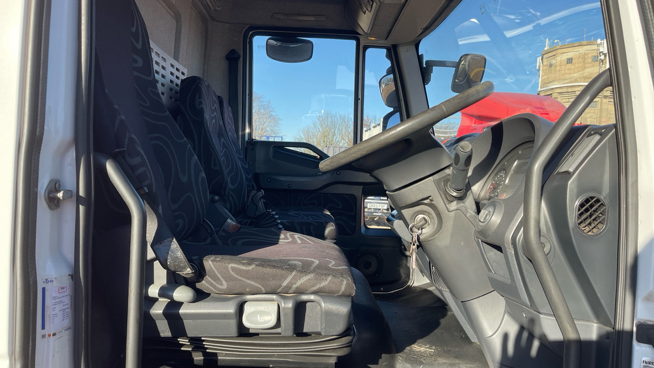 IVECO EUROCARGO 75E16 - Lastbil med presenning: billede 5 IVECO EUROCARGO 75E16 - Lastbil med presenning: billede 5