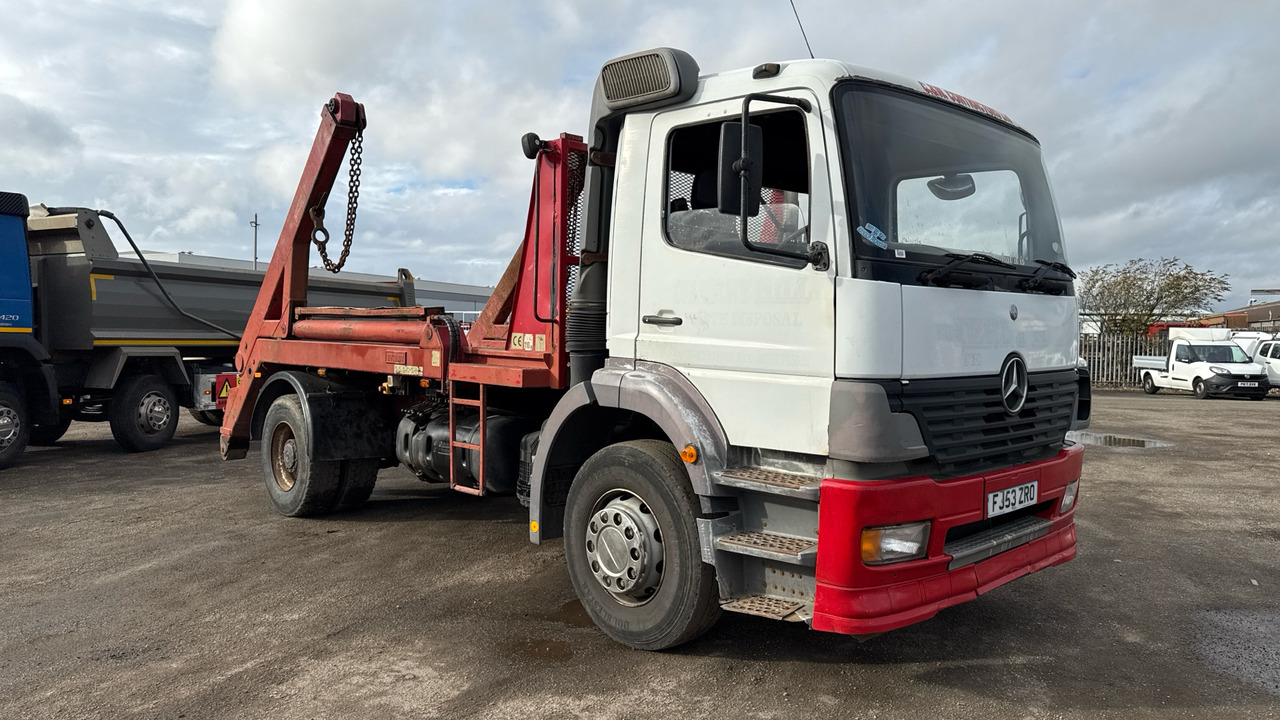 MERCEDES ATEGO 1823 - Liftdumper lastbil: billede 1 MERCEDES ATEGO 1823 - Liftdumper lastbil: billede 1