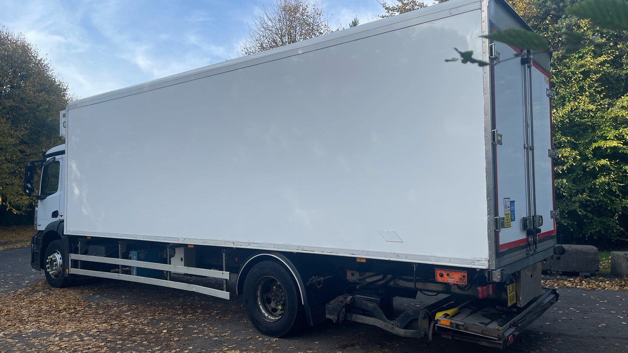 Mercedes-Benz Antos 1827 - Kølevogn lastbil: billede 3 Mercedes-Benz Antos 1827 - Kølevogn lastbil: billede 3