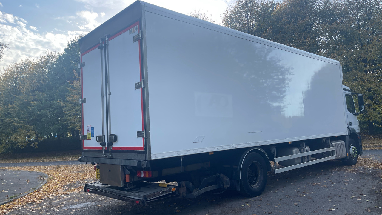 Mercedes-Benz Antos 1827 - Kølevogn lastbil: billede 4 Mercedes-Benz Antos 1827 - Kølevogn lastbil: billede 4