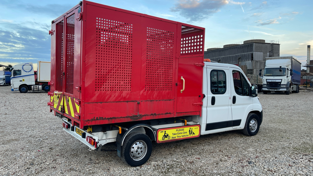 PEUGEOT BOXER 335 2.0 BLUE HDI 130PS - Ladbil med tip: billede 4 PEUGEOT BOXER 335 2.0 BLUE HDI 130PS - Ladbil med tip: billede 4