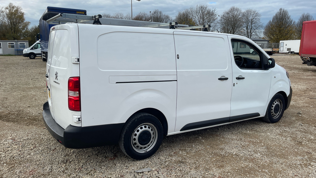 PEUGEOT EXPERT 1200 1.5 BLUE HDI 100PS - Små varebil: billede 4 PEUGEOT EXPERT 1200 1.5 BLUE HDI 100PS - Små varebil: billede 4