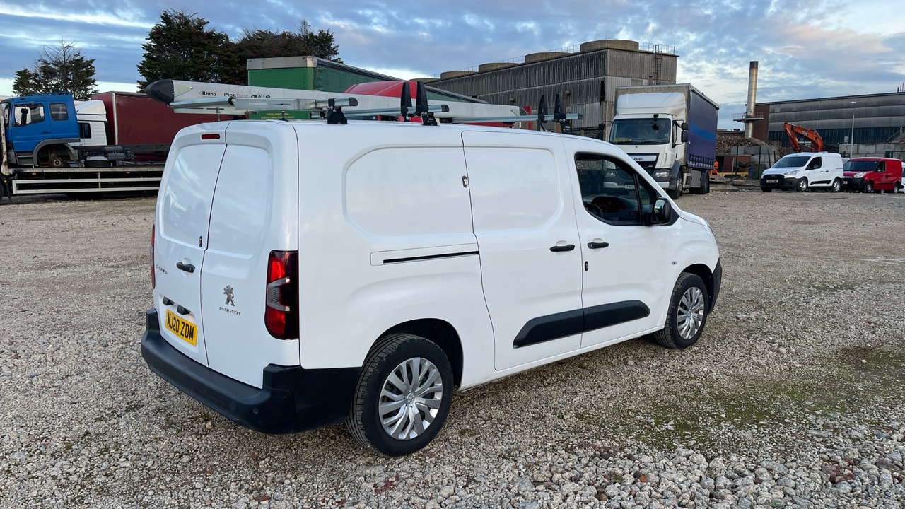 PEUGEOT PARTNER 850 1.5 BLUE HDI 100PS - Små varebil: billede 4 PEUGEOT PARTNER 850 1.5 BLUE HDI 100PS - Små varebil: billede 4