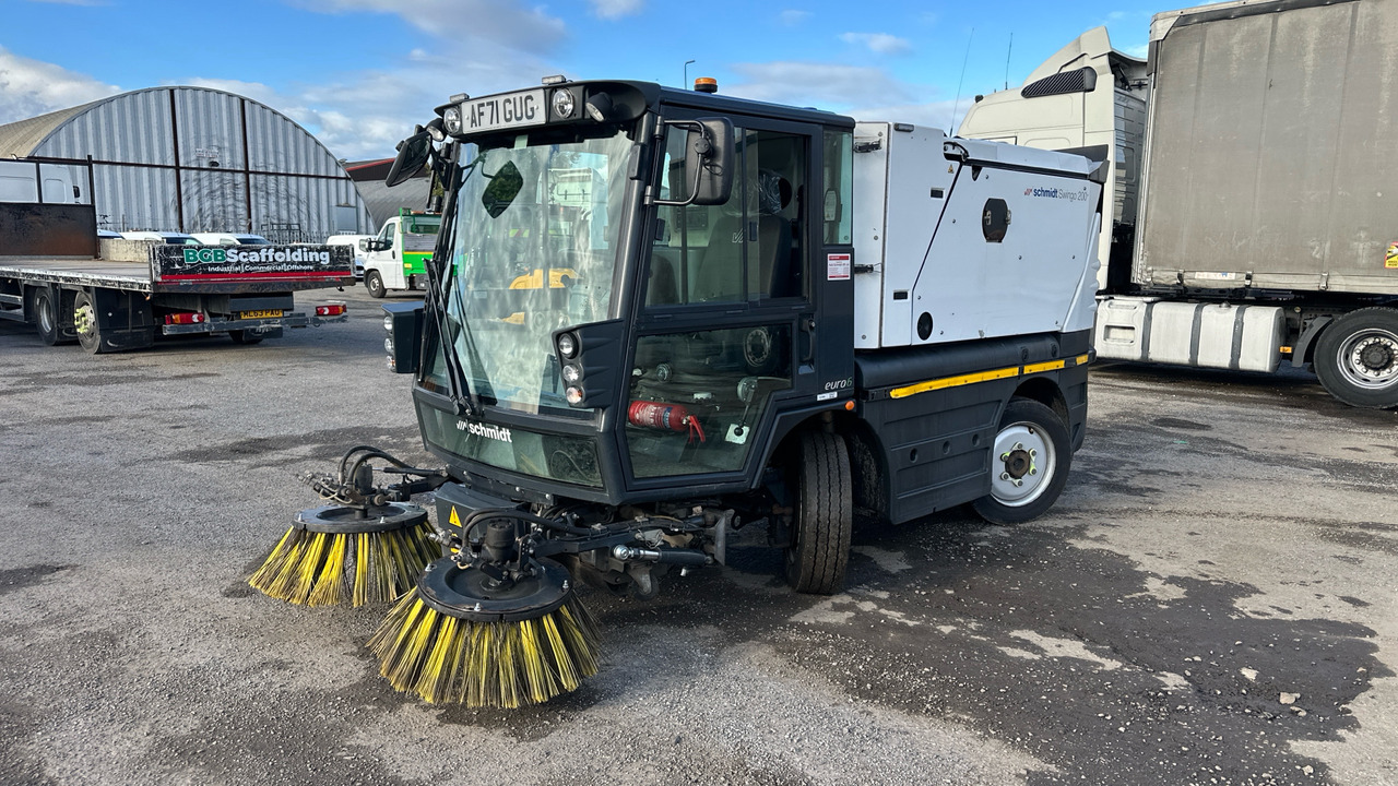 SCHMIDT SWINGO 200 - Fejebil: billede 2 SCHMIDT SWINGO 200 - Fejebil: billede 2