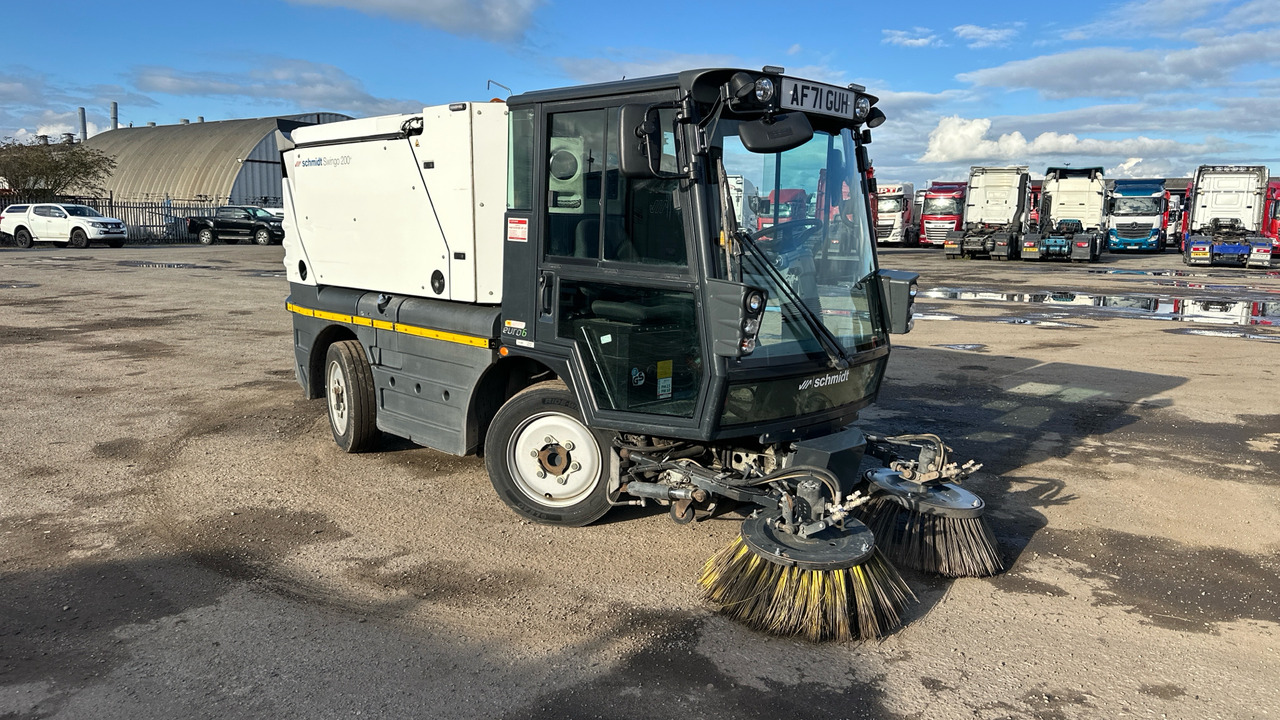 SCHMIDT SWINGO 200 - Fejebil: billede 1 SCHMIDT SWINGO 200 - Fejebil: billede 1