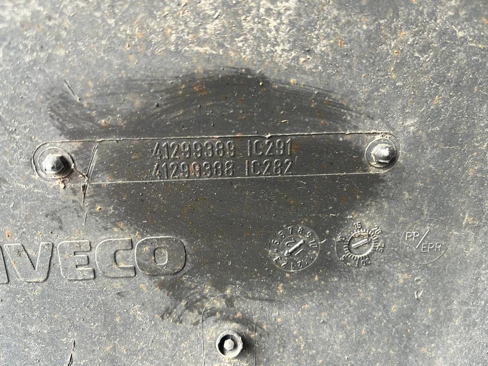 IVECO Stralis 450 Kotflügel vorne links 41299389 / 41299388 - Skærm for Lastbil: billede 2 IVECO Stralis 450 Kotflügel vorne links 41299389 / 41299388 - Skærm for Lastbil: billede 2