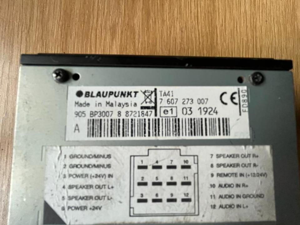 MAN BLAUPUNKT Audio Verstärker 7 607 273 007 - Kontrol blok for Lastbil: billede 3 MAN BLAUPUNKT Audio Verstärker 7 607 273 007 - Kontrol blok for Lastbil: billede 3