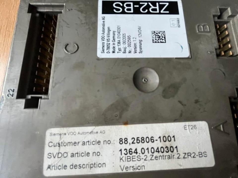MAN Siemens VDO ZR2-BS Steuergerät 88.25806-1001 - Kontrol blok for Lastbil: billede 2 MAN Siemens VDO ZR2-BS Steuergerät 88.25806-1001 - Kontrol blok for Lastbil: billede 2