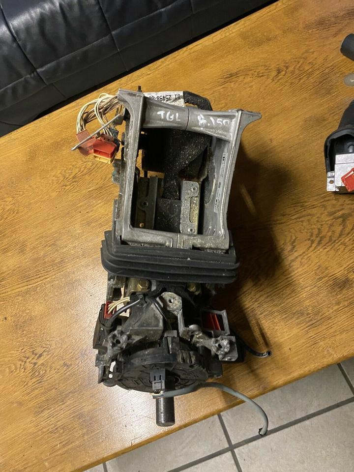 MAN TGL Lenksäule Lenkung mit Zündschloss & Schlüssel - Ratstamme for Lastbil: billede 1 MAN TGL Lenksäule Lenkung mit Zündschloss & Schlüssel - Ratstamme for Lastbil: billede 1