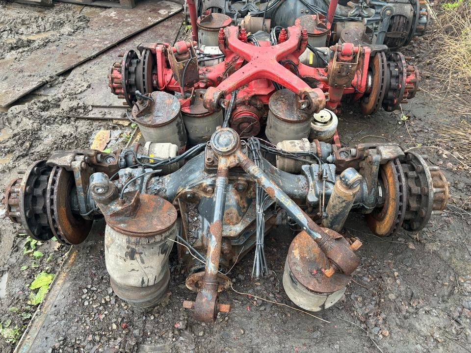 MAN TGX Hinterachse 37:8 / 81.35010.6251 18-Tonner - Bagaksel for Lastbil: billede 1 MAN TGX Hinterachse 37:8 / 81.35010.6251 18-Tonner - Bagaksel for Lastbil: billede 1