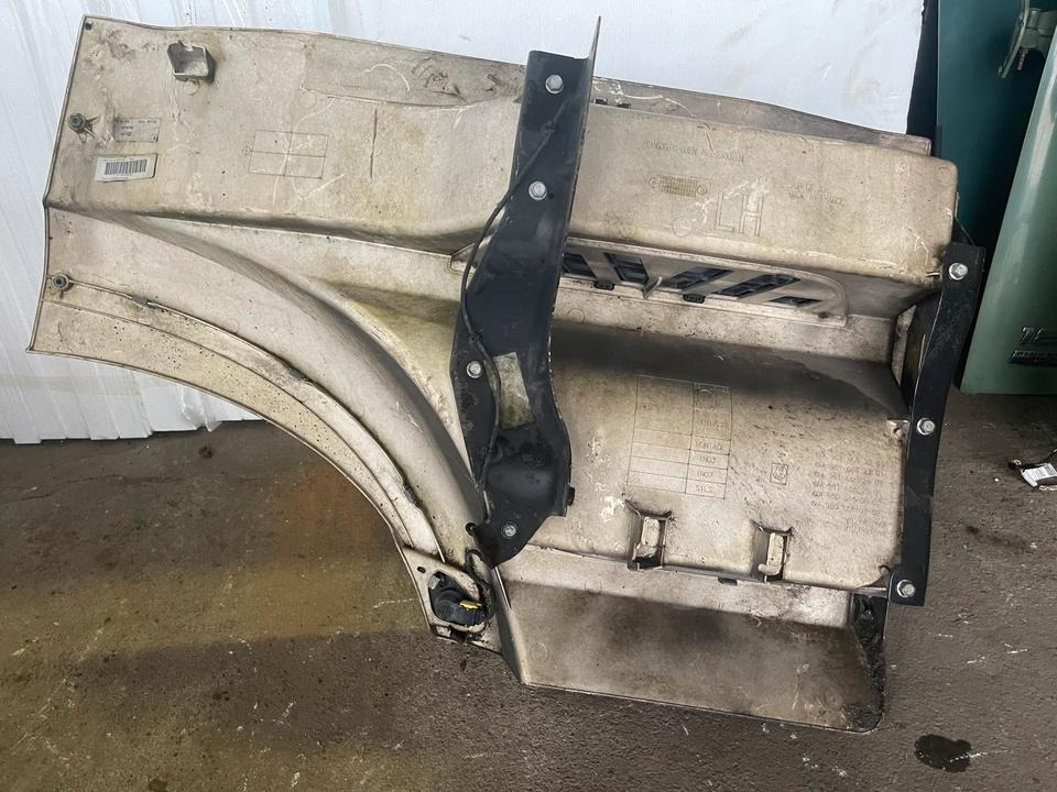 Mercedes ACTROS MP4 Einstieg Links A9616662201 - Trin for Lastbil: billede 2 Mercedes ACTROS MP4 Einstieg Links A9616662201 - Trin for Lastbil: billede 2