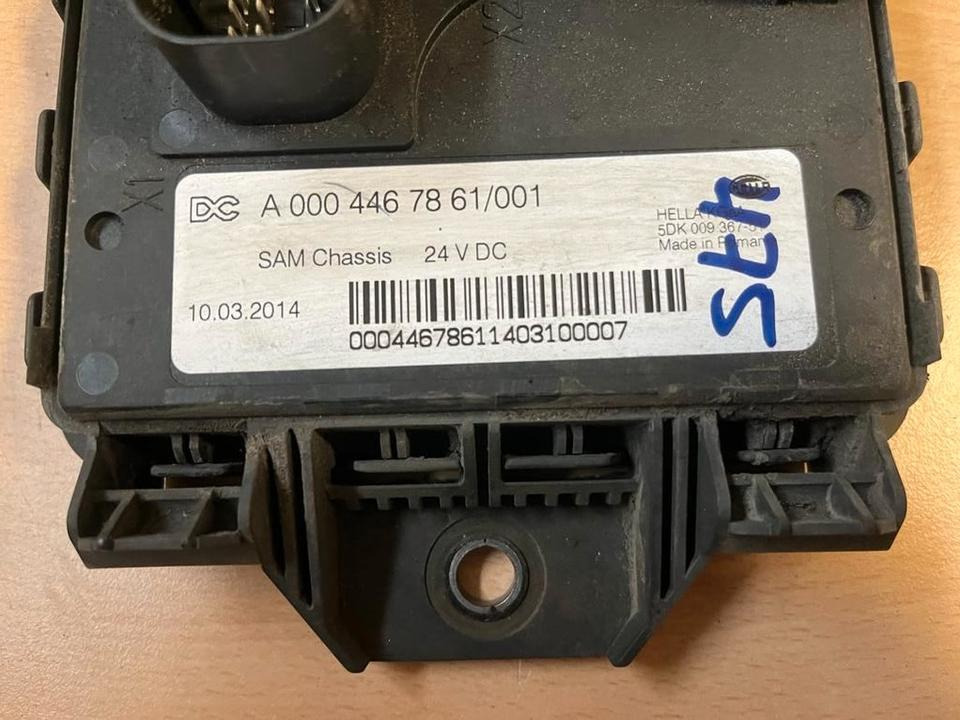 Mercedes Actros MP4 Frontmodul A0004467861 - Elektrisk system for Lastbil: billede 2 Mercedes Actros MP4 Frontmodul A0004467861 - Elektrisk system for Lastbil: billede 2