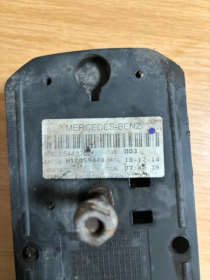 Mercedes Actros MP4 Rücklicht Links A0035441703 SN 09 - Baglygte for Lastbil: billede 3 Mercedes Actros MP4 Rücklicht Links A0035441703 SN 09 - Baglygte for Lastbil: billede 3