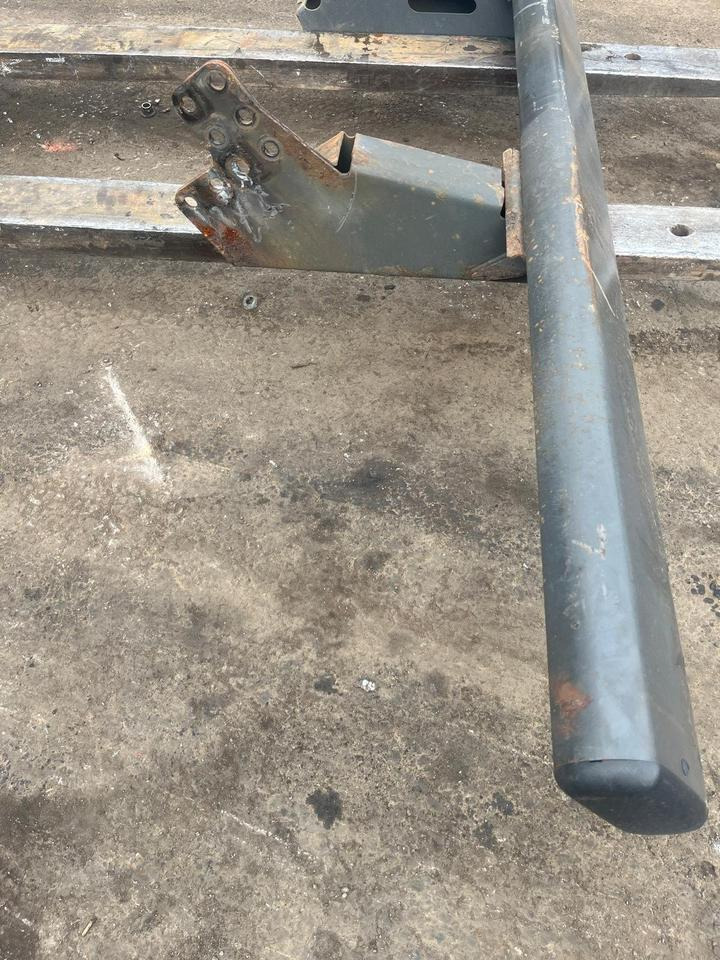 Mercedes Actros MP4 Unterfahrschutz - Karosseri og udvendig for Lastbil: billede 4 Mercedes Actros MP4 Unterfahrschutz - Karosseri og udvendig for Lastbil: billede 4