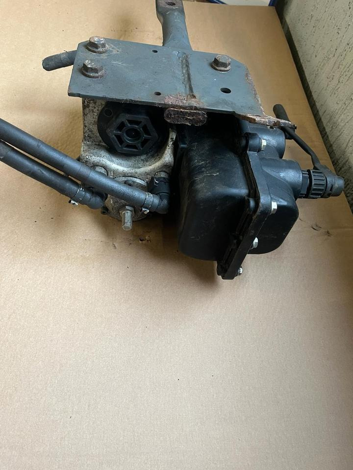 Mercedes-Benz Actros Atego EU4 EU5 AdBlue Pumpe A0001400978 - Brændstofpumpe for Lastbil: billede 4 Mercedes-Benz Actros Atego EU4 EU5 AdBlue Pumpe A0001400978 - Brændstofpumpe for Lastbil: billede 4